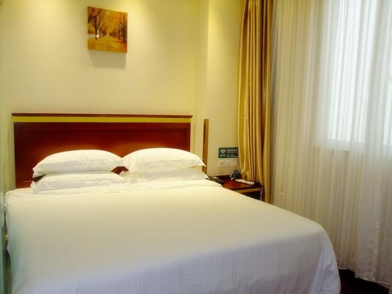 Greentree Inn Henan Kaifeng Gulou Square Express Hotel Exterior photo