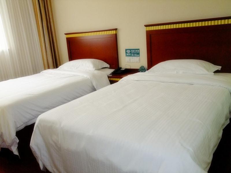 Greentree Inn Henan Kaifeng Gulou Square Express Hotel Exterior photo