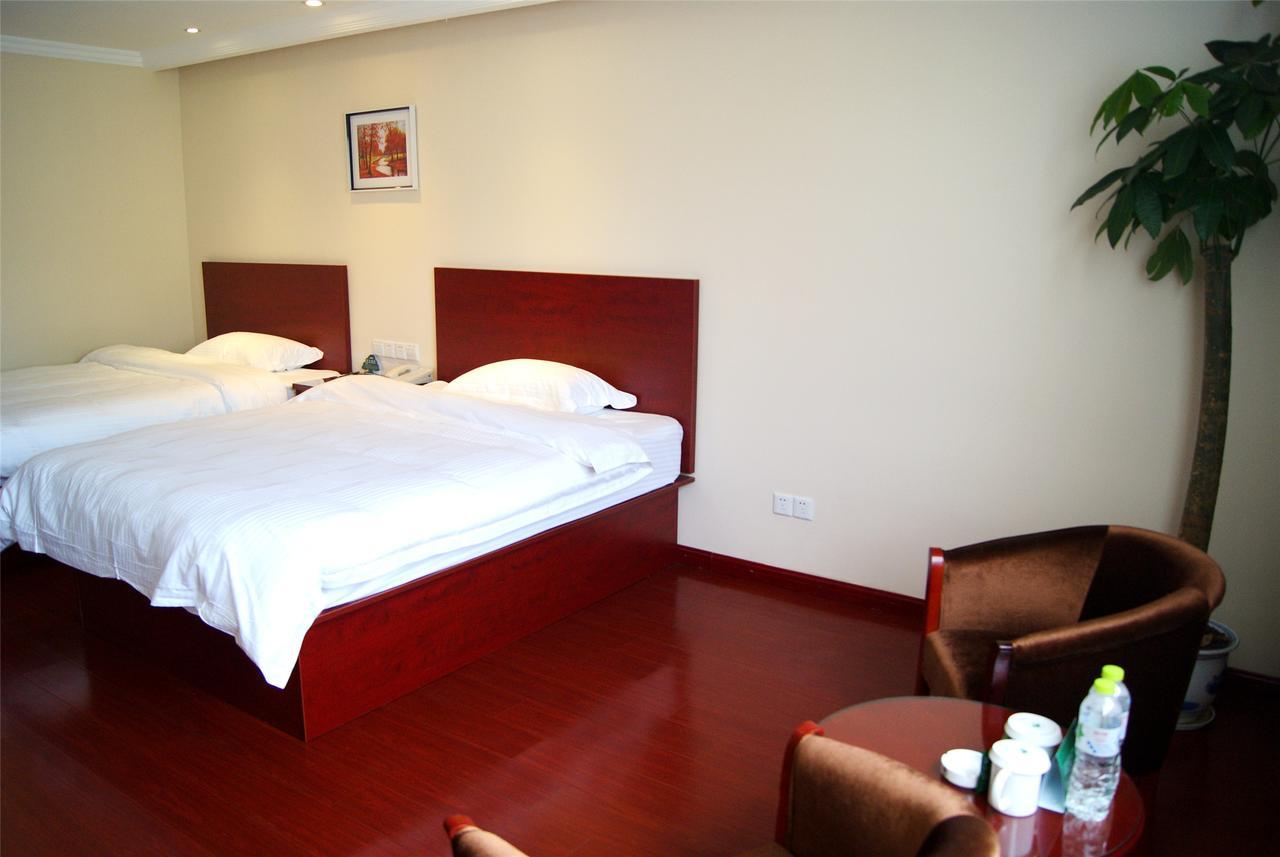 Greentree Inn Henan Kaifeng Gulou Square Express Hotel Exterior photo