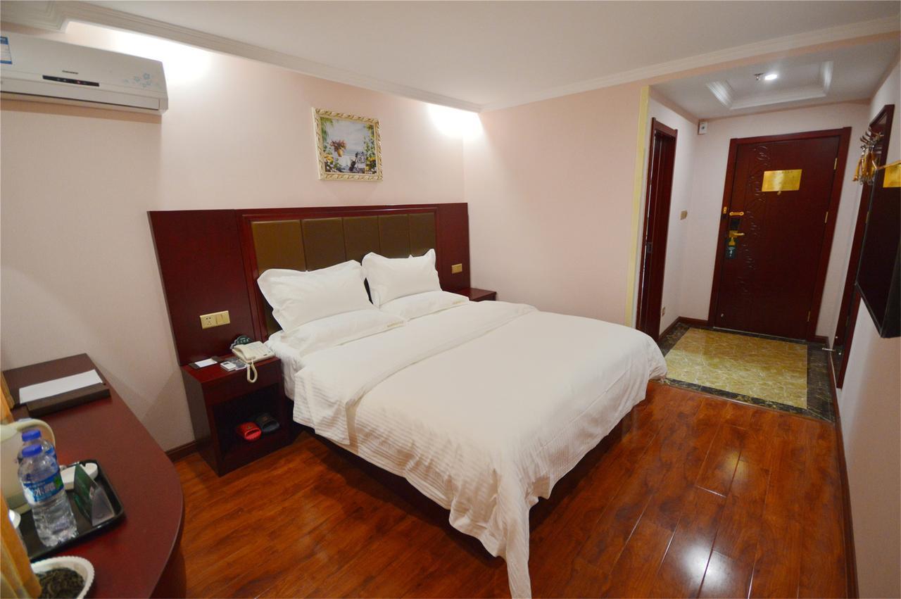 Greentree Inn Henan Kaifeng Gulou Square Express Hotel Exterior photo